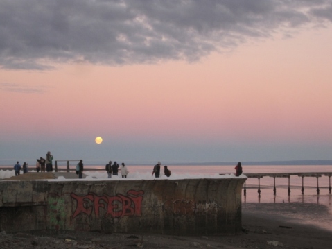 Our latest full moon experience at sunset in Punta Arenas