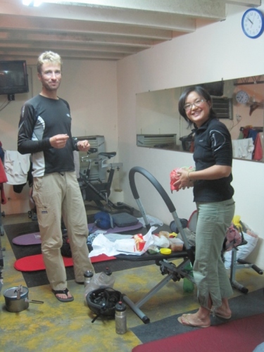 Meeting old friends: with Emilien and Xinhan in the gynamsium dormitory of La Union